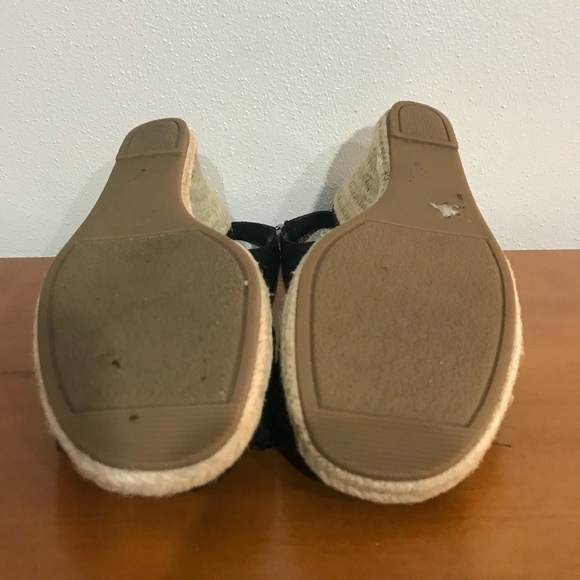 DressBarn Black Wedges - Picture 6 of 8